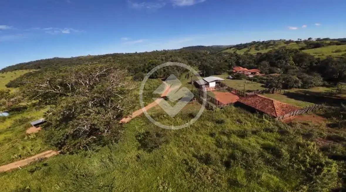 Imagem 1 - Fazenda em Zona Rural, Araguari - MG