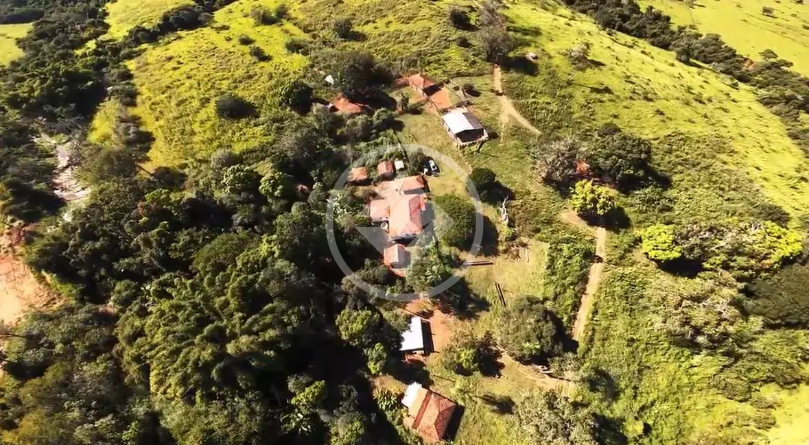 Imagem 1 - Fazenda em Zona Rural, Araguari - MG