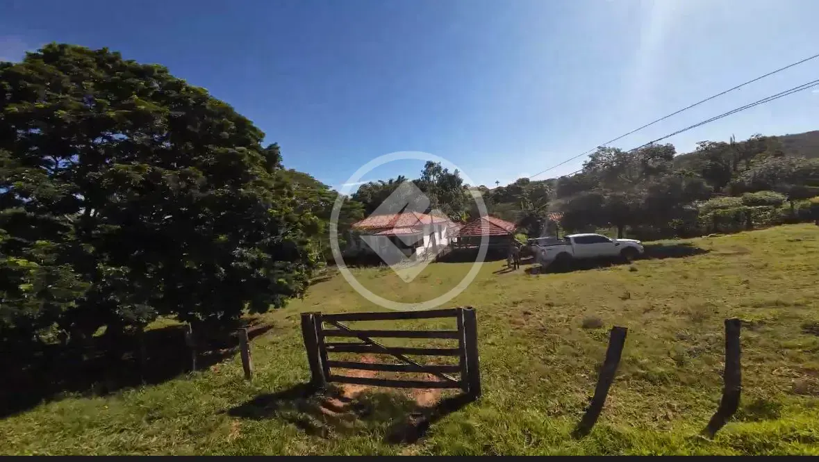 Imagem 3 - Fazenda em Zona Rural, Araguari - MG