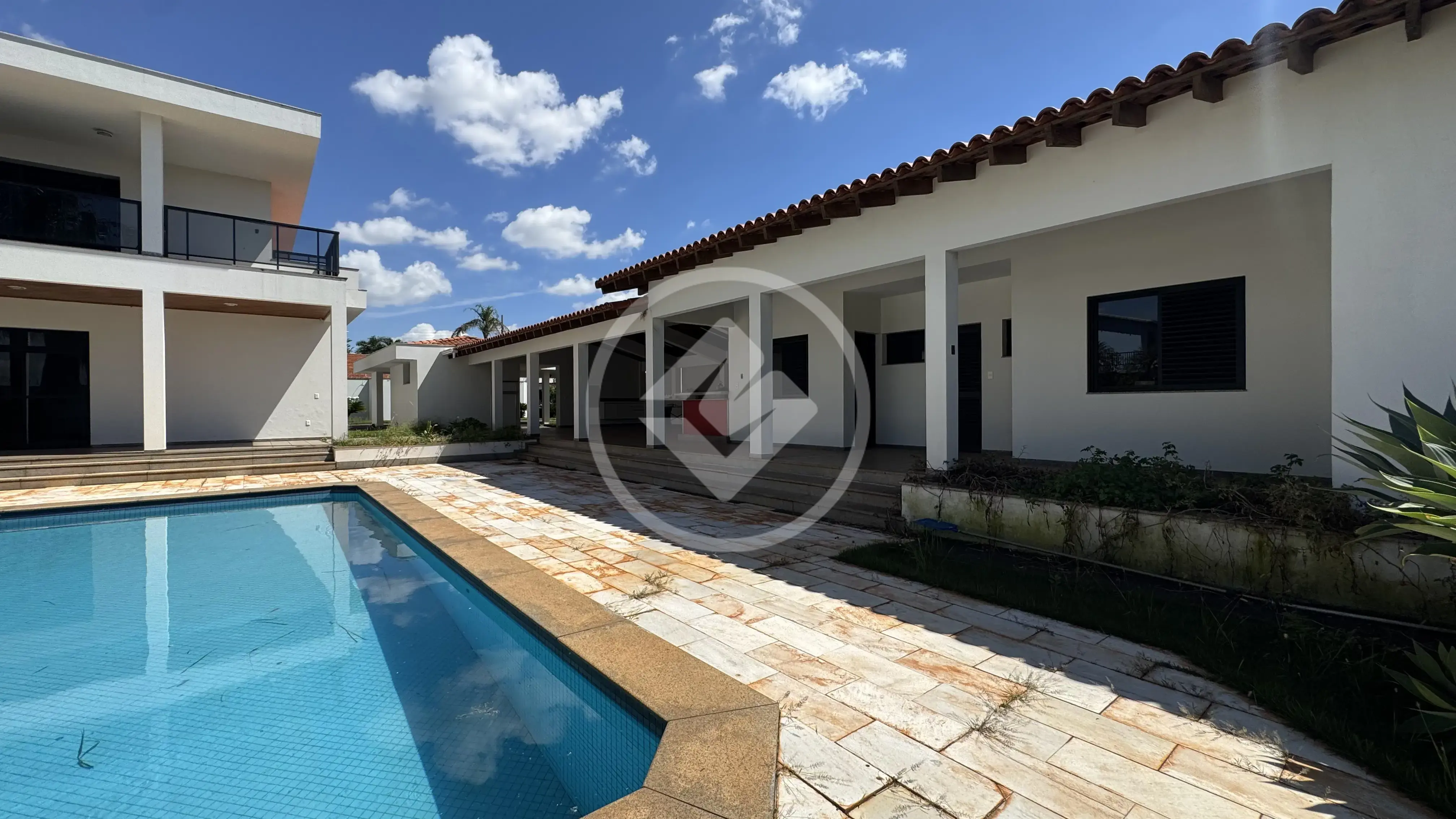 Imagem 1 - Sobrado em Cidade Jardim, Uberlândia - MG