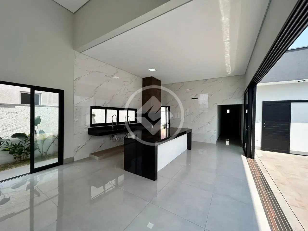 Imagem 2 - Casa Condomínio em Jardim Espanha, Uberlândia - MG