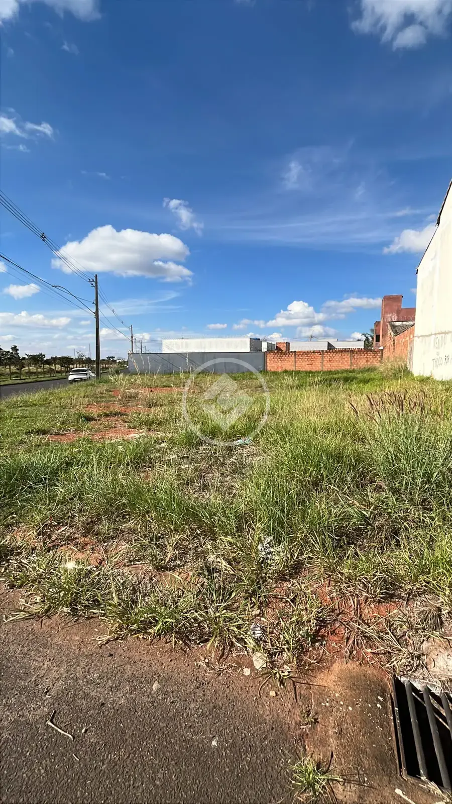 Imagem 1 - Terreno em Novo Mundo, Uberlândia - MG
