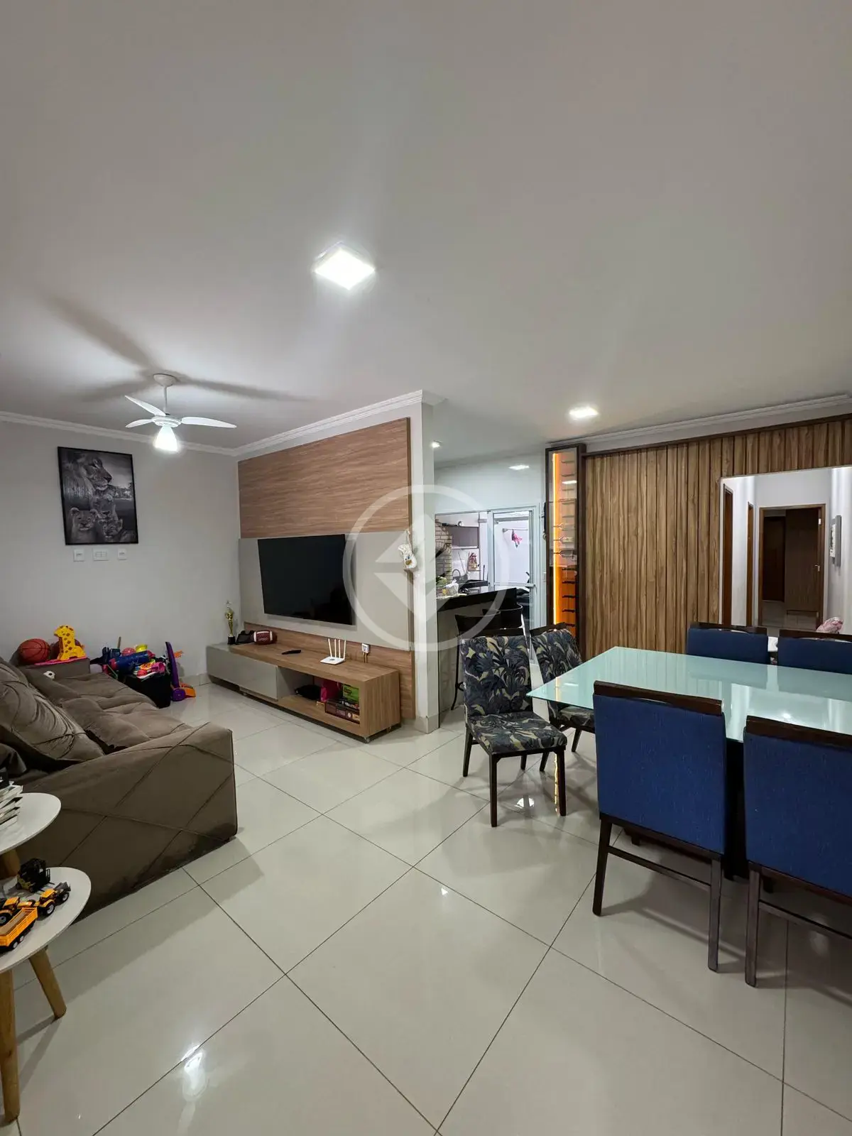 Imagem 1 - Casa em Novo Mundo, Novo Mundo - MG