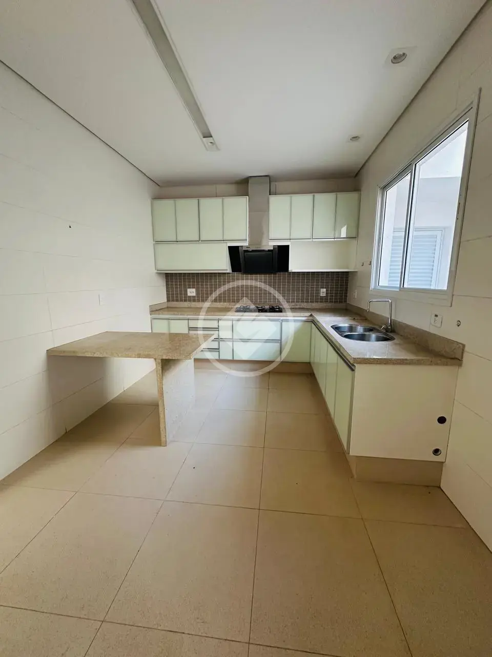 Imagem 2 - Sobrado Em Condomínio em Nova Uberlândia, Uberlândia - MG