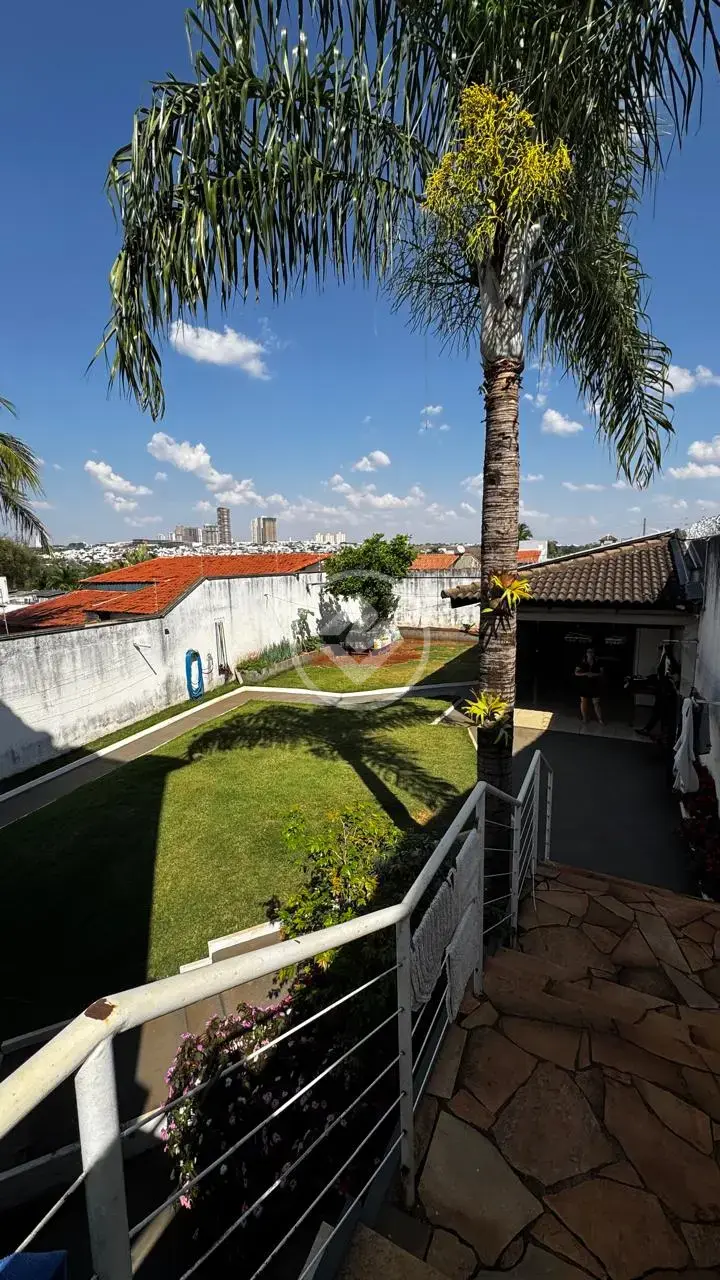 Image 2 - Sobrado em Cidade Jardim, Uberlândia - MG
