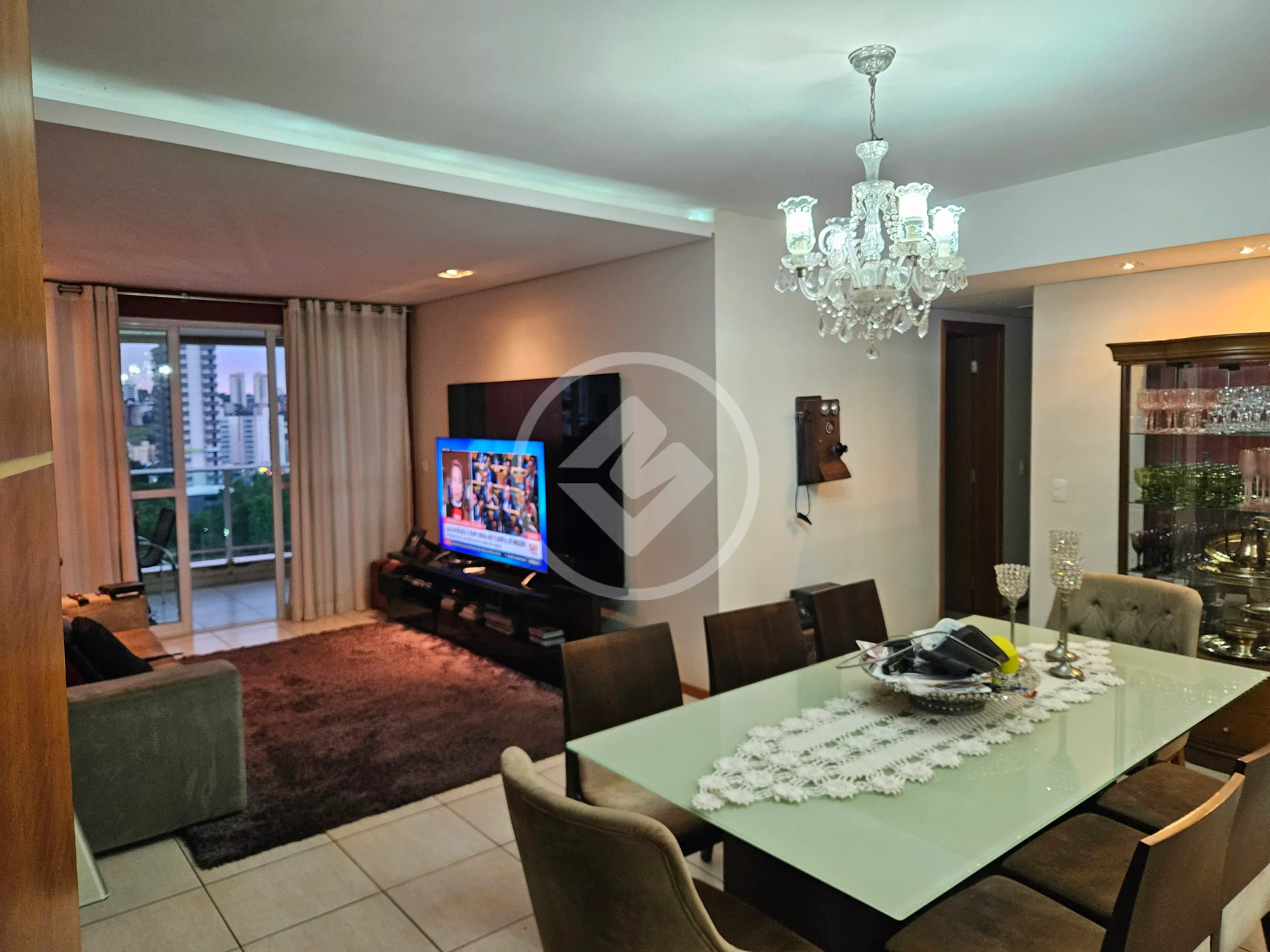 Apartamento de 3 quartos na Rua Tijuca, Patrimônio, Uberlândia — Karaíba II