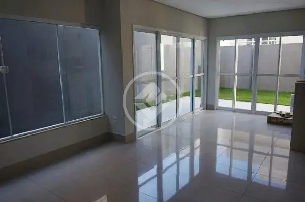 Imagem 1 - Sobrado Em Condomínio em GRANJA MARILEUSA, Uberlândia - MG