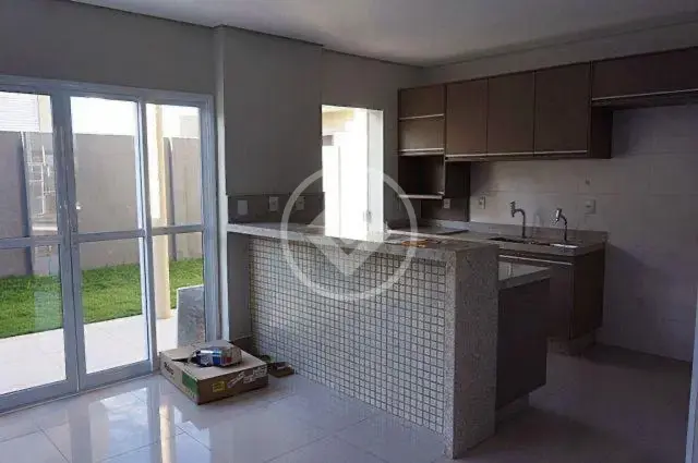 Image 2 - Sobrado Em Condomínio em GRANJA MARILEUSA, Uberlândia - MG