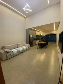 Casa Jardim Patrícia, Uberlândia - MG — foto 1