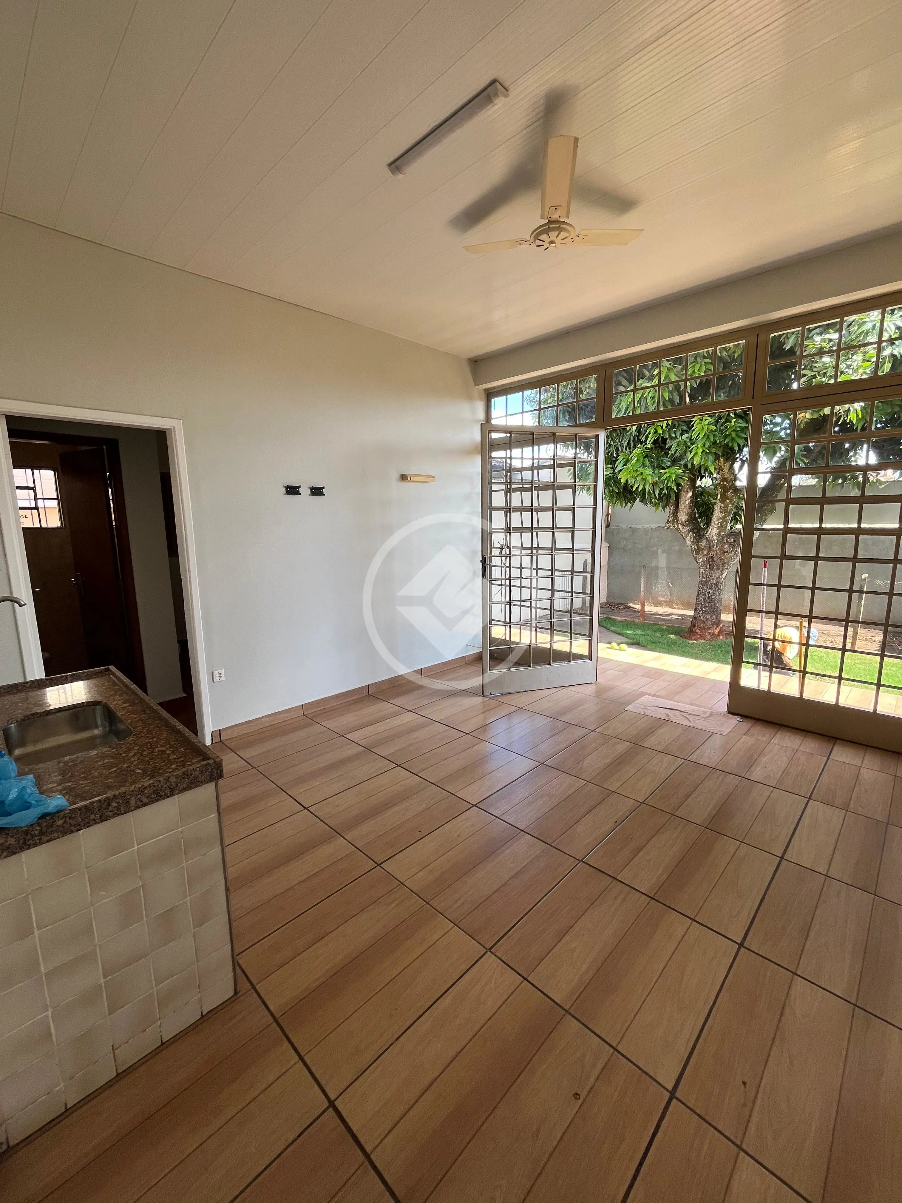 Imagem 3 - Casa em CIDADE JARDIM, Uberlândia - MG