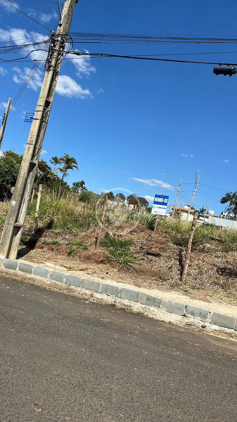 Imagem 1 - Terreno em Jardim Inconfidência, Uberlândia - MG