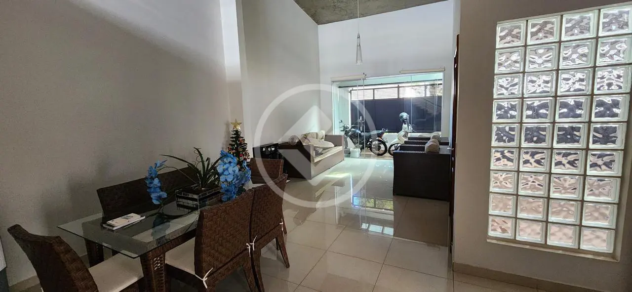 Casa Jardim Karaíba, Uberlândia - MG — foto 1