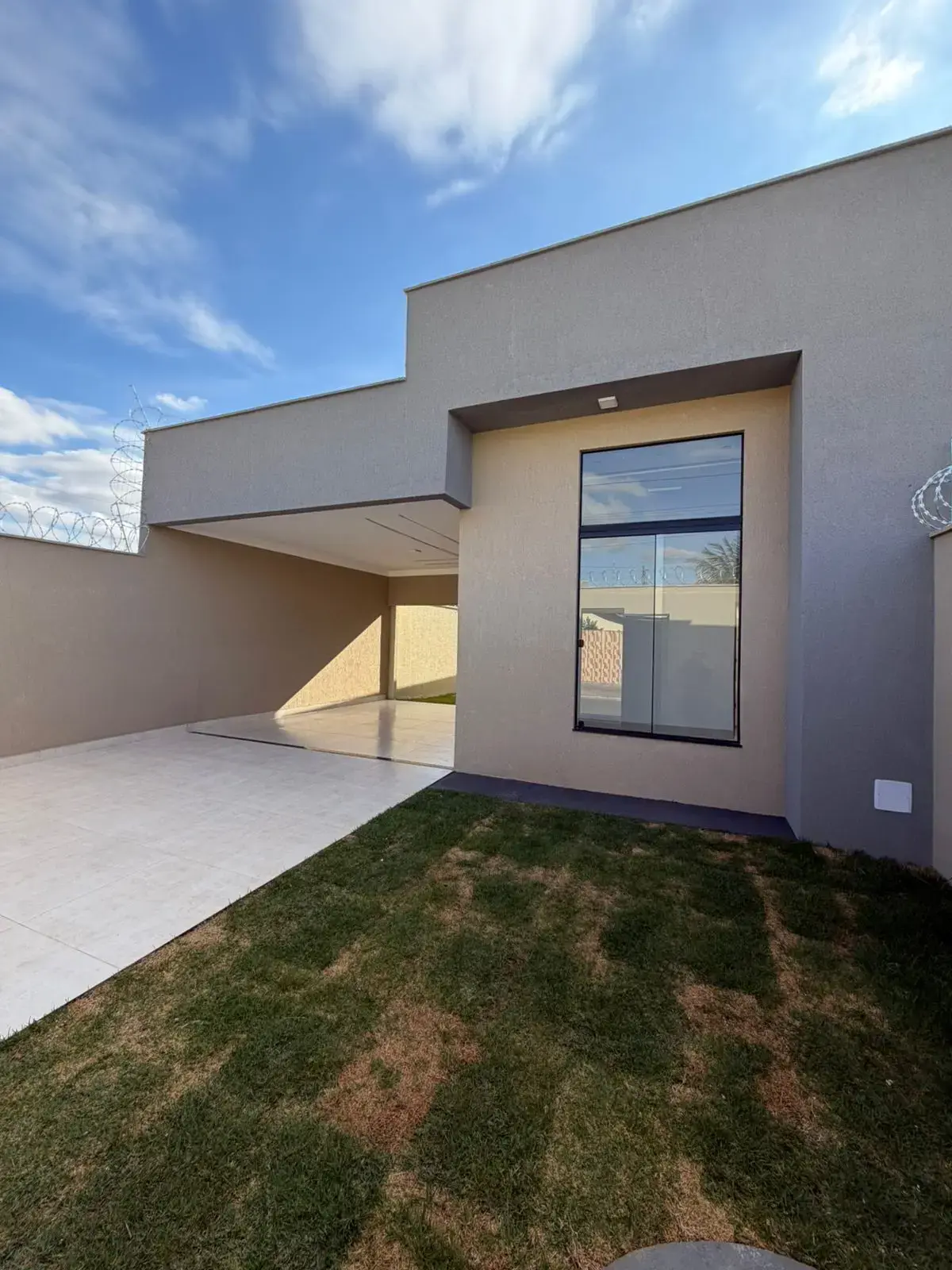 Imagem 1 - Casa em Vila Oliveira, Aparecida de Goiânia - GO