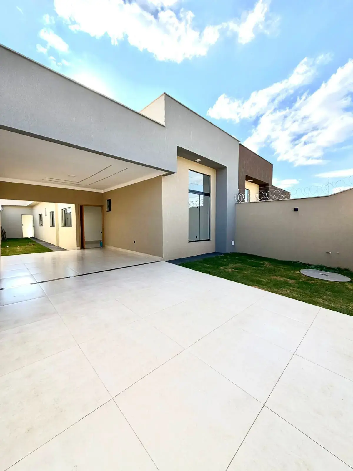 Imagem 1 - Casa em Vila Oliveira, Aparecida de Goiânia - GO