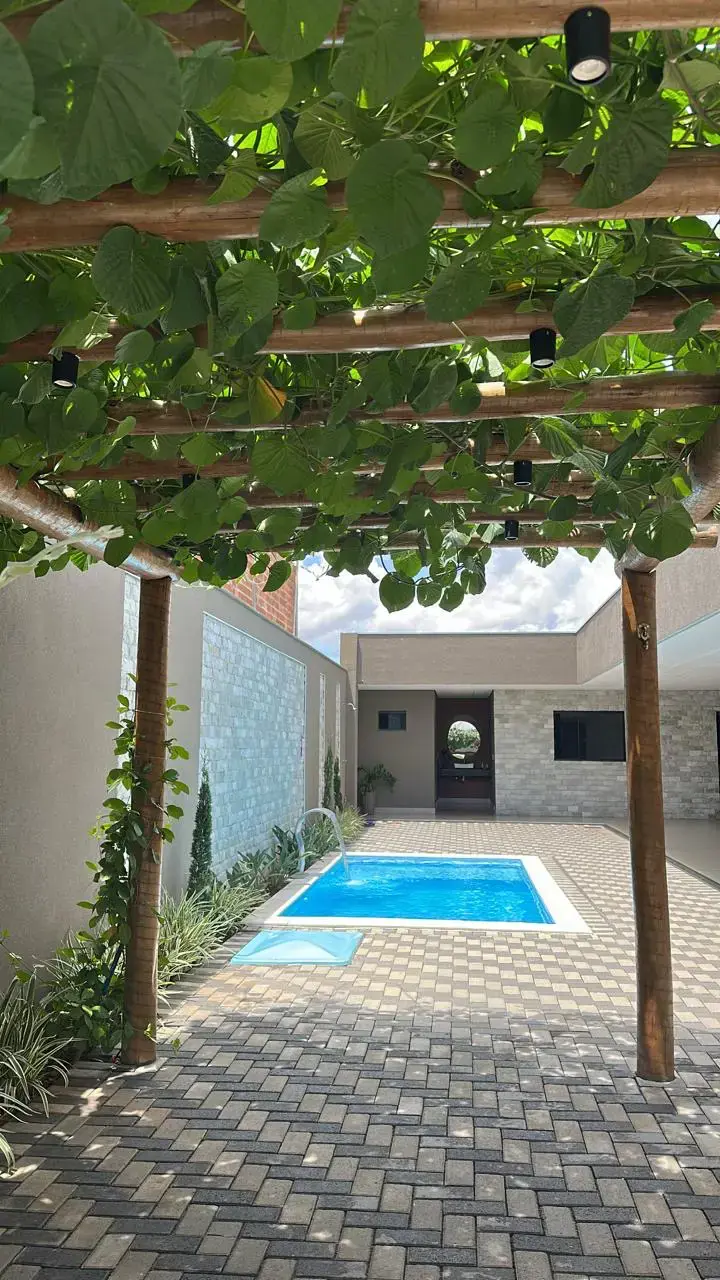 Imagem 1 - Casa Comercial em Residencial Portal do Oriente, Goiânia - GO