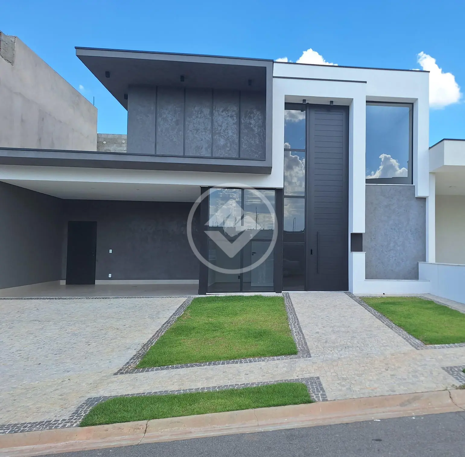 Casa Condomínio Roncáglia, Valinhos - SP — foto 1