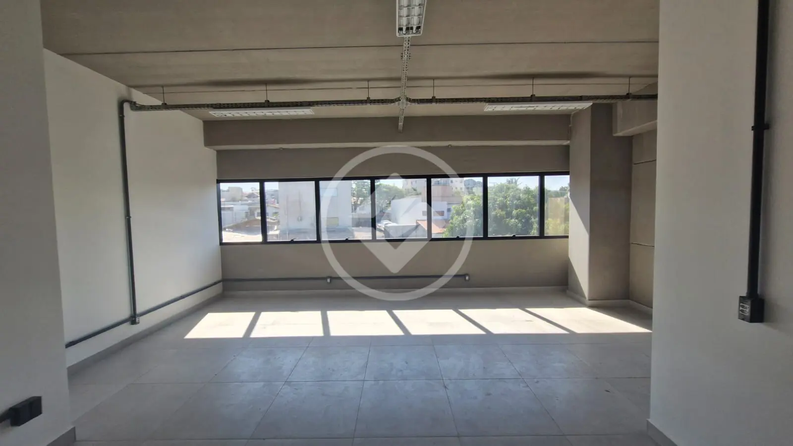 Sala Comercial Santa Rosa, Vinhedo - SP — foto 1