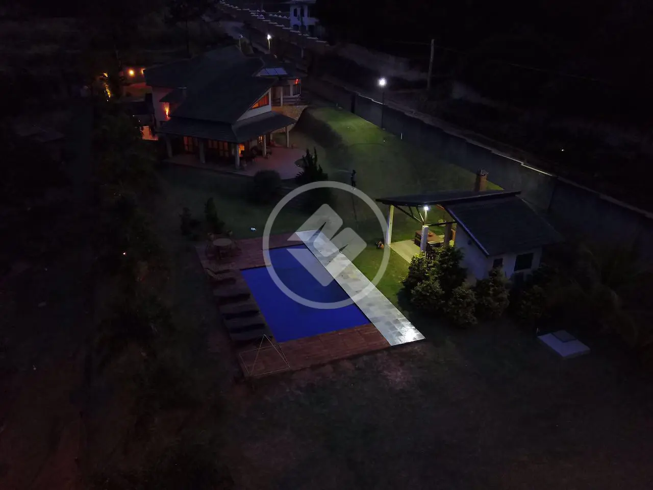 Imagem 1 - Chácara em Dois Córregos, Valinhos - SP