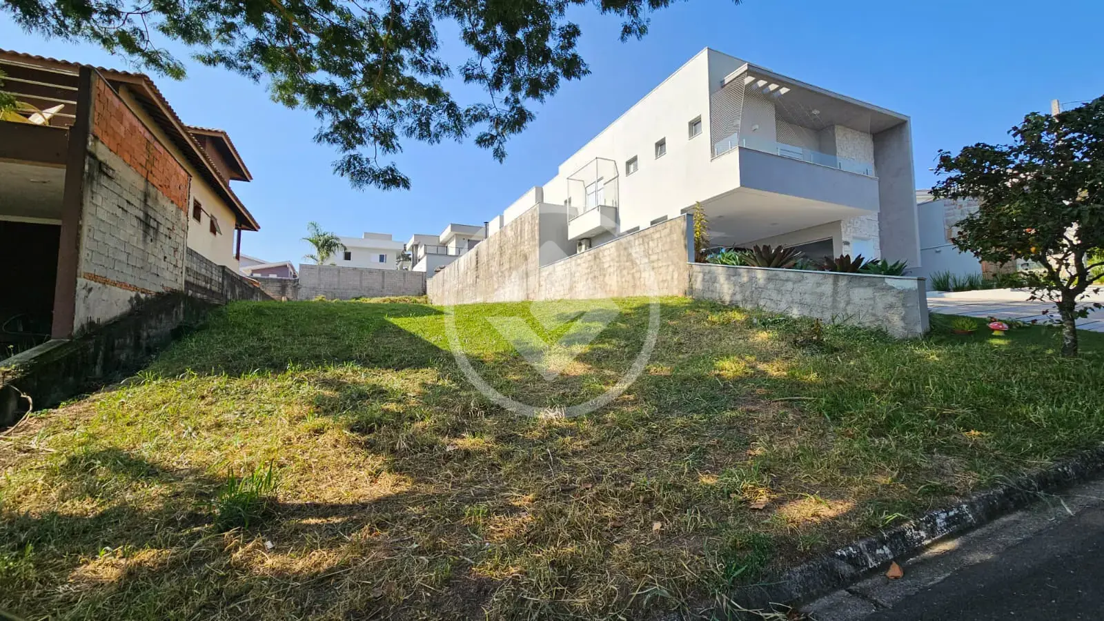 Imagem 1 - Terreno Condomínio em Pinheirinho, Vinhedo - SP