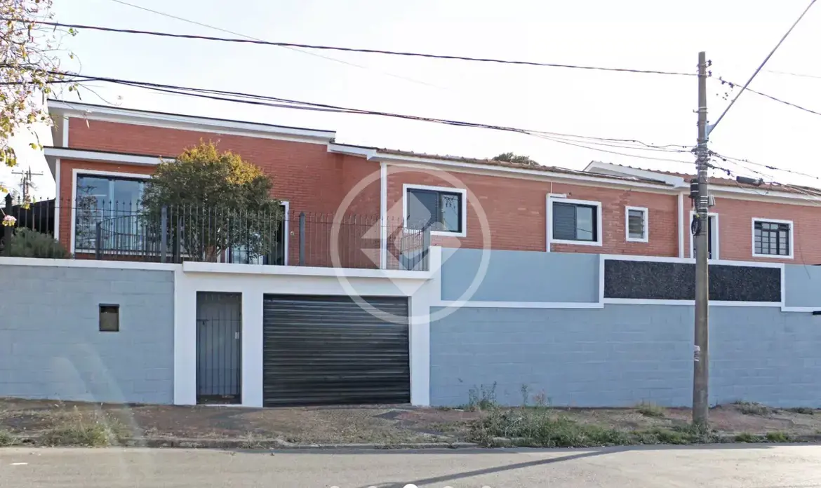 Image 2 - Casa em Jardim Santo Antônio, Valinhos - SP