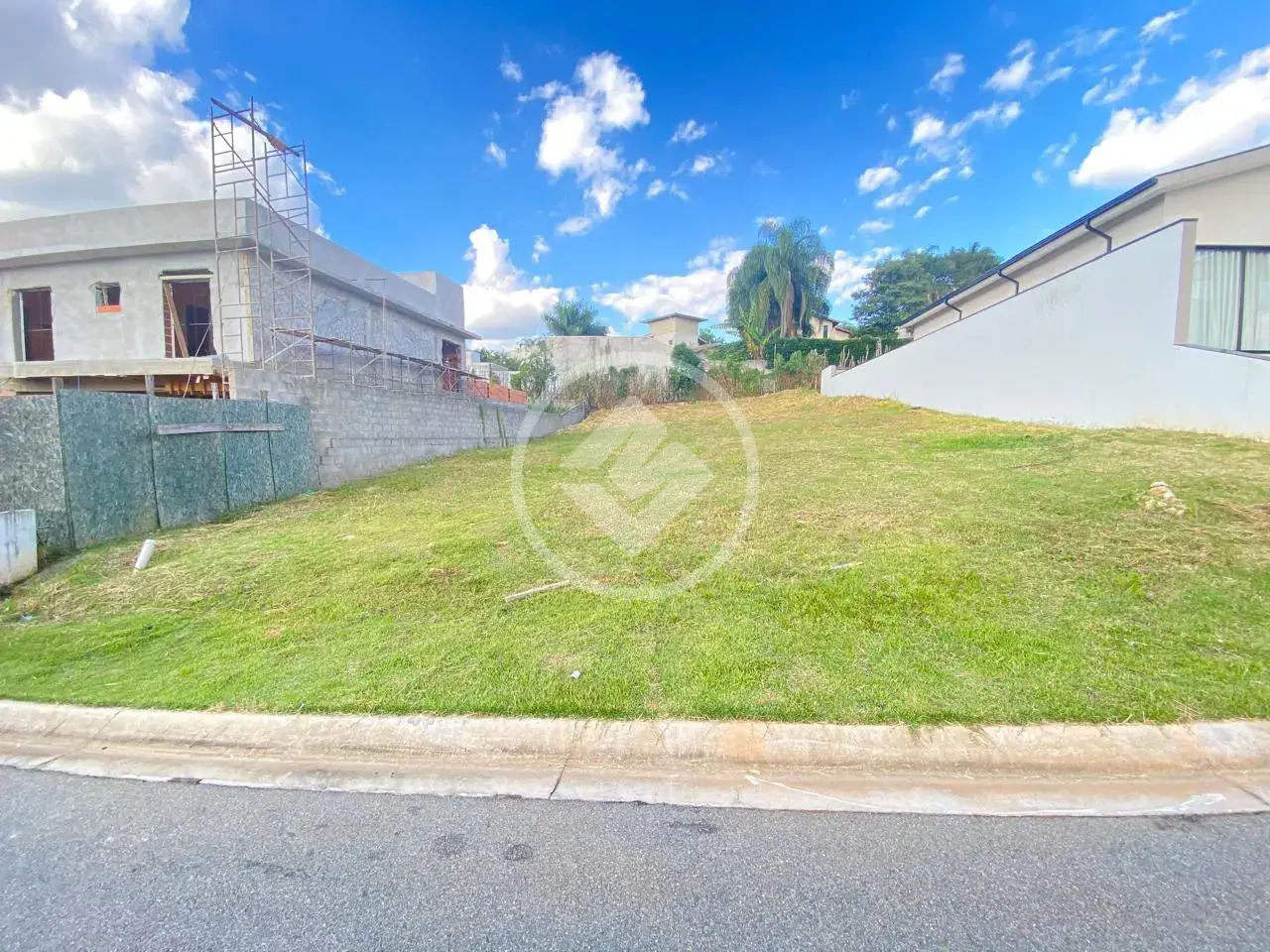 Imagem 1 - Terreno Condomínio em Santa Cândida, Vinhedo - SP