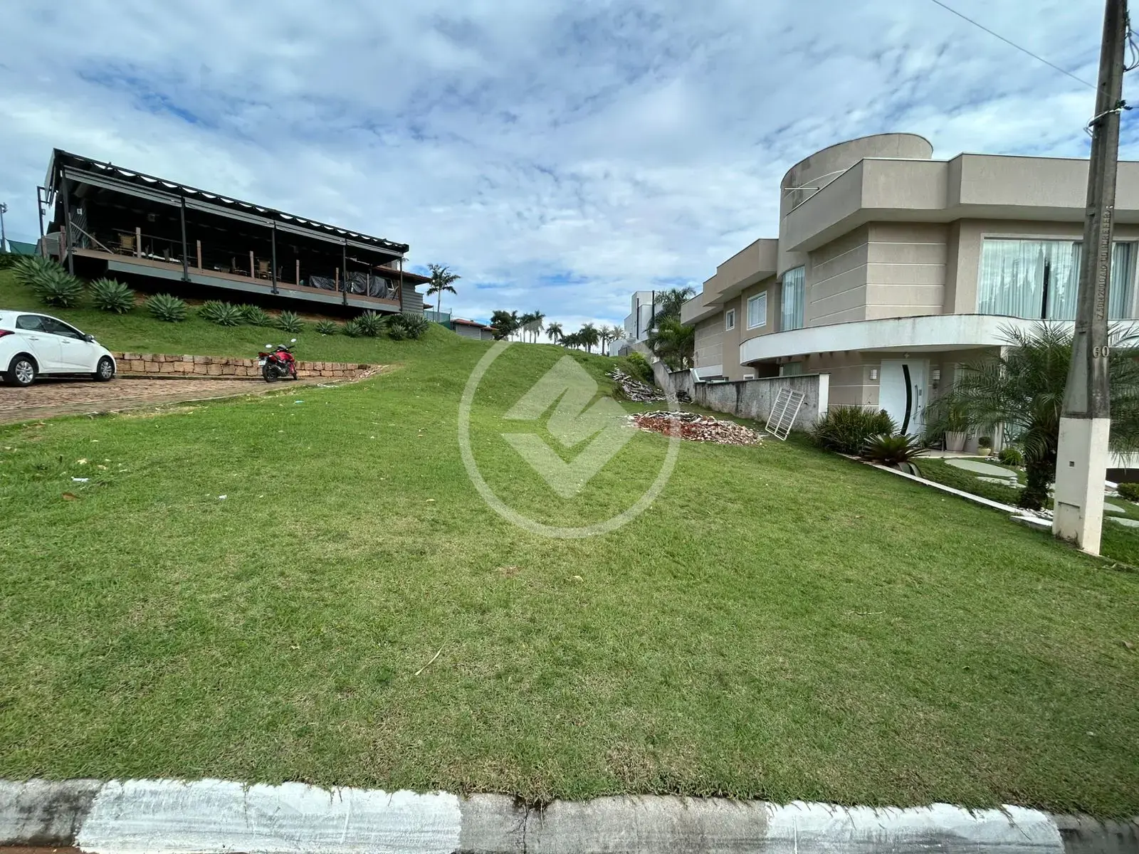 Imagem 1 - Terreno Condomínio em Parque das Videiras, Louveira - SP