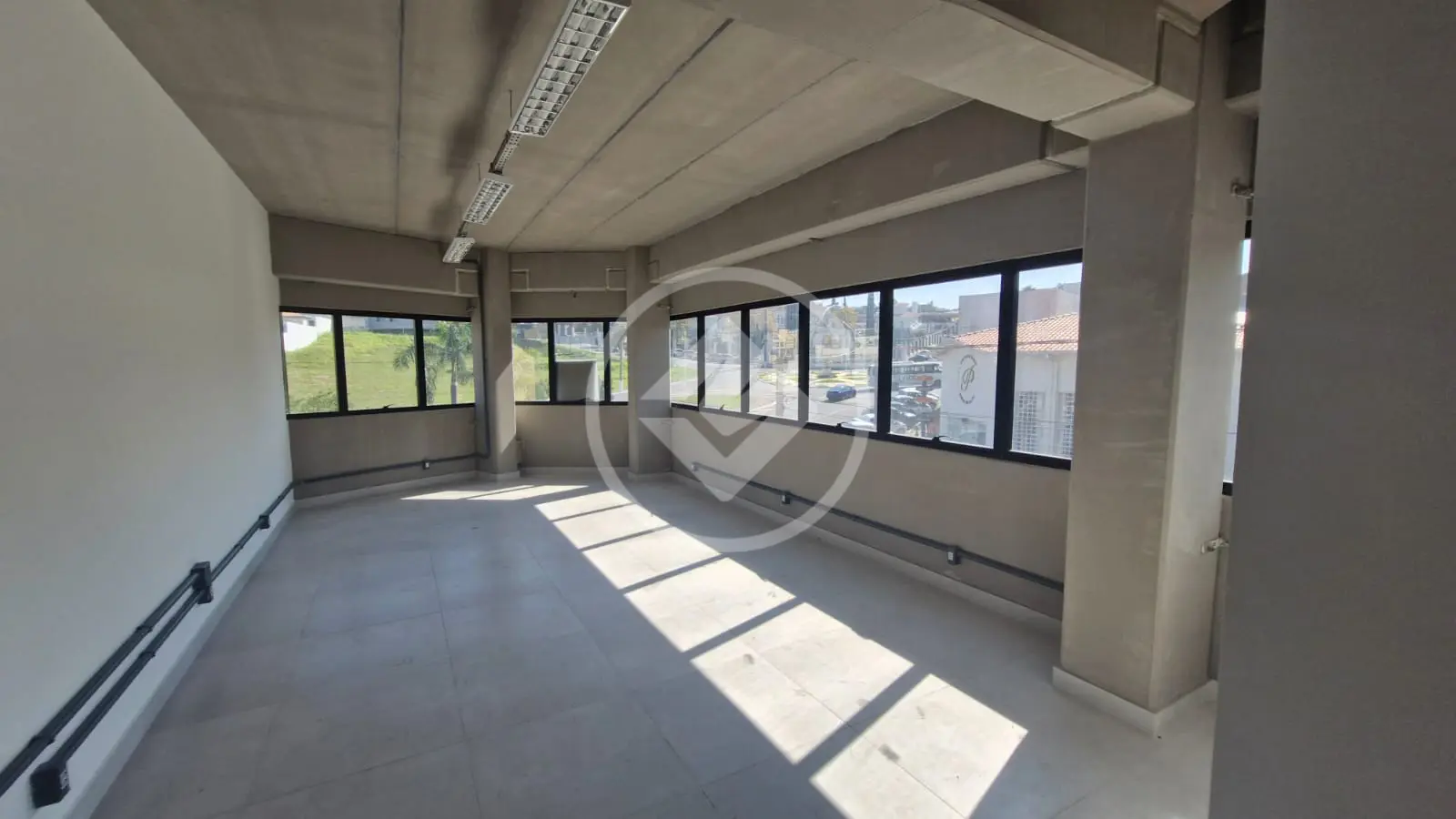 Sala Comercial Santa Rosa, Vinhedo - SP — foto 1