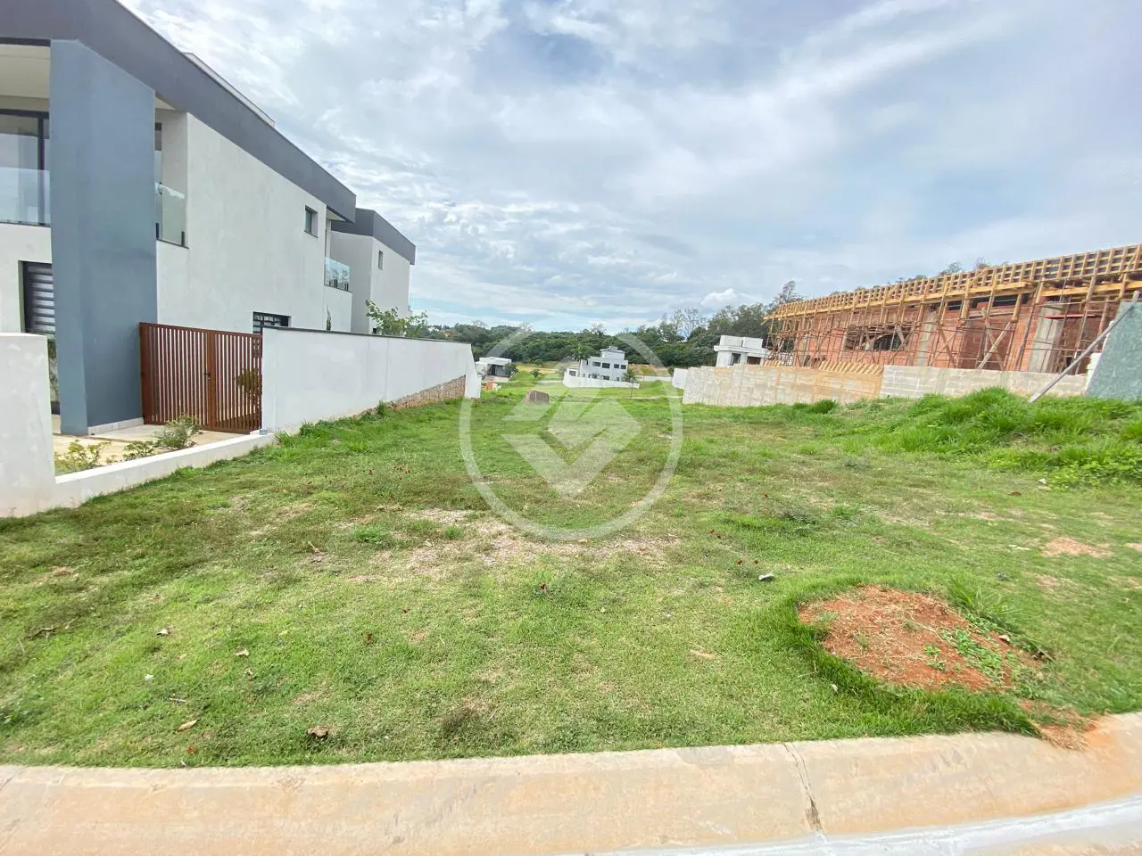 Imagem 1 - Terreno Condomínio em Santa Cândida, Vinhedo - SP