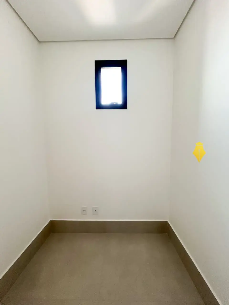 Miniatura 11