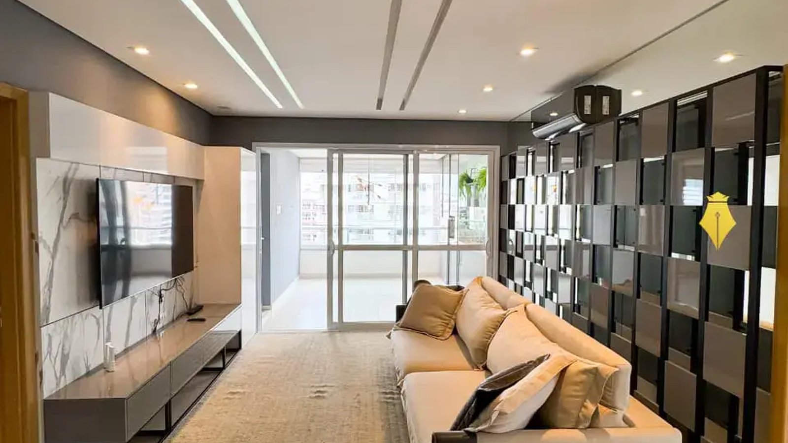 Sala de estar de apartamento no Essenza, no Jardim Kennedy, em Cuiabá